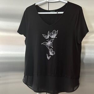 Tricotto Black Short Sleeve Top with Butterfly Design